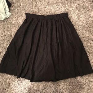 Black elastic waist circle skirt